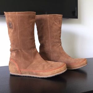 Sorel Boots 8.5